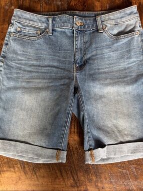 Talbots Light Blue Women’s Denim Jean Shorts with Rolled Hem